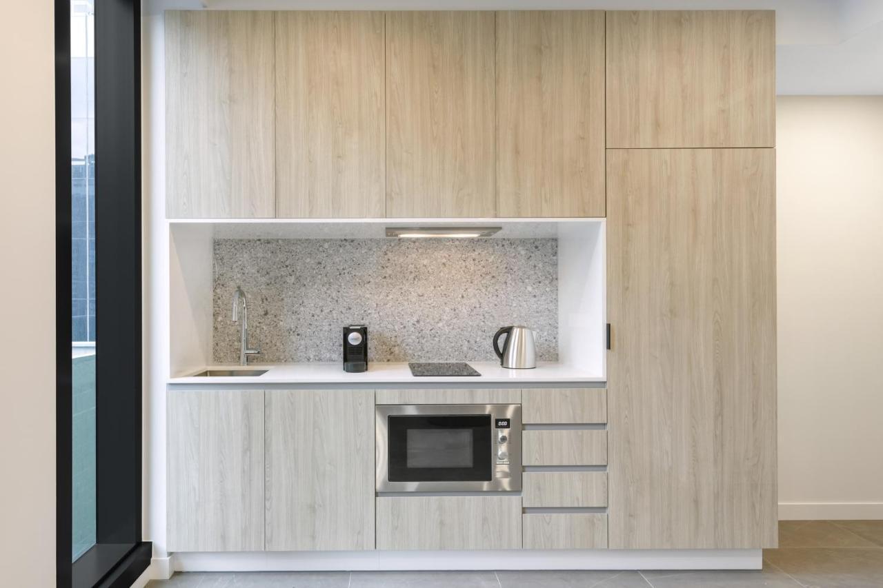 Meriton Suites מלבורן מראה חיצוני תמונה A kitchen in a serviced apartment
