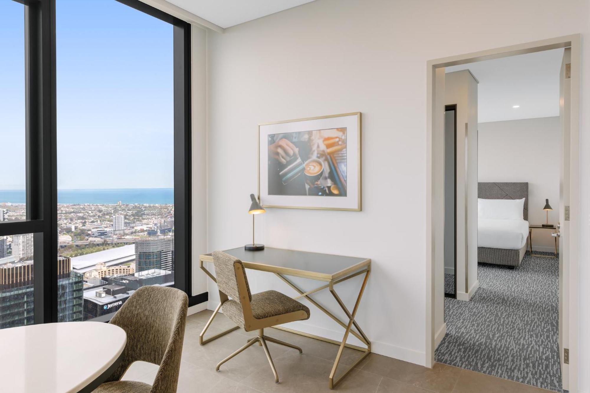 Meriton Suites מלבורן מראה חיצוני תמונה Interior of a typical apartment