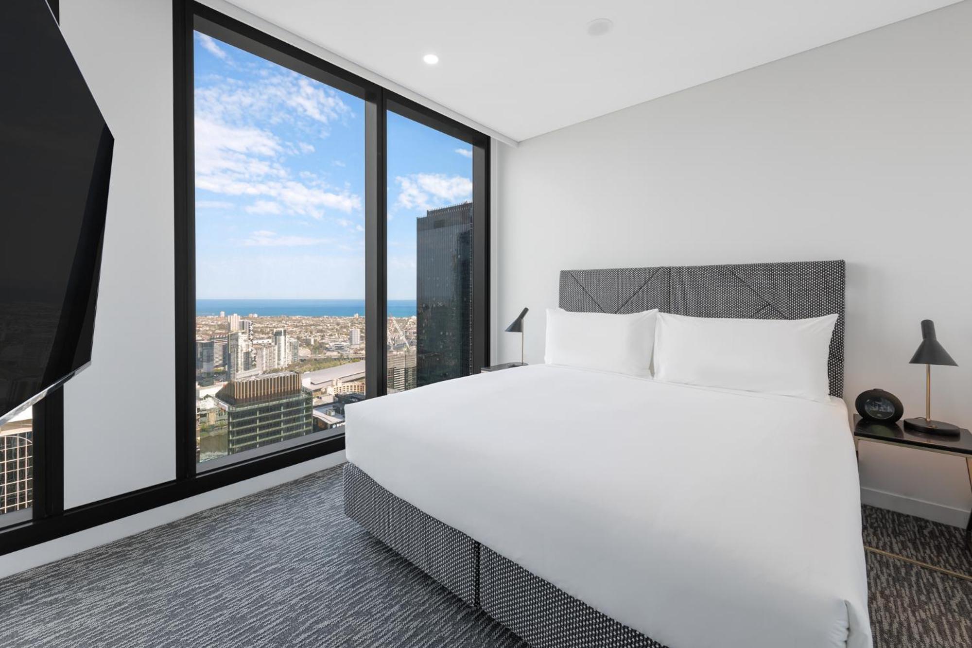 Meriton Suites מלבורן מראה חיצוני תמונה A bedroom in a typical apartment