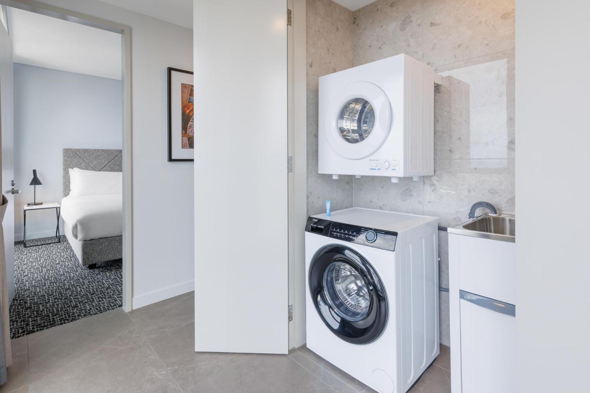 Meriton Suites מלבורן מראה חיצוני תמונה A washing machine